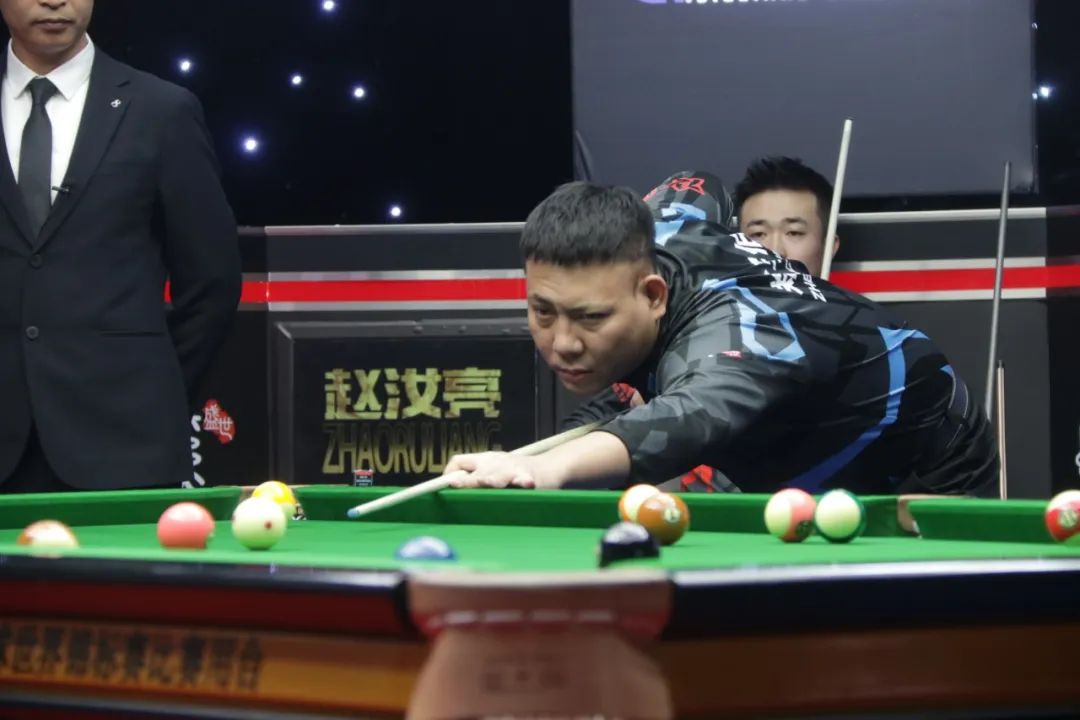 篮板和8助 篮板和8助