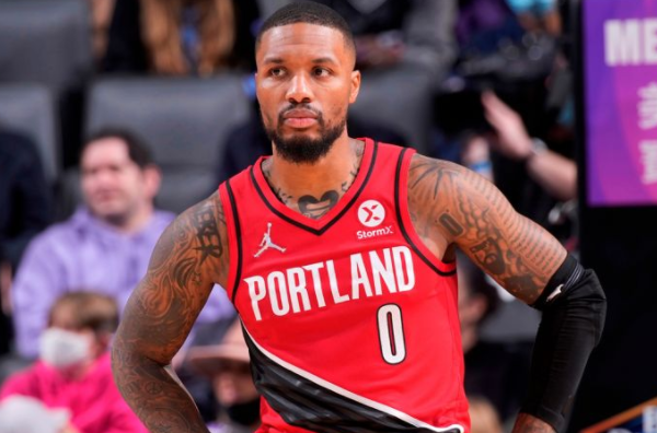 虽然他不像 虽然他不像