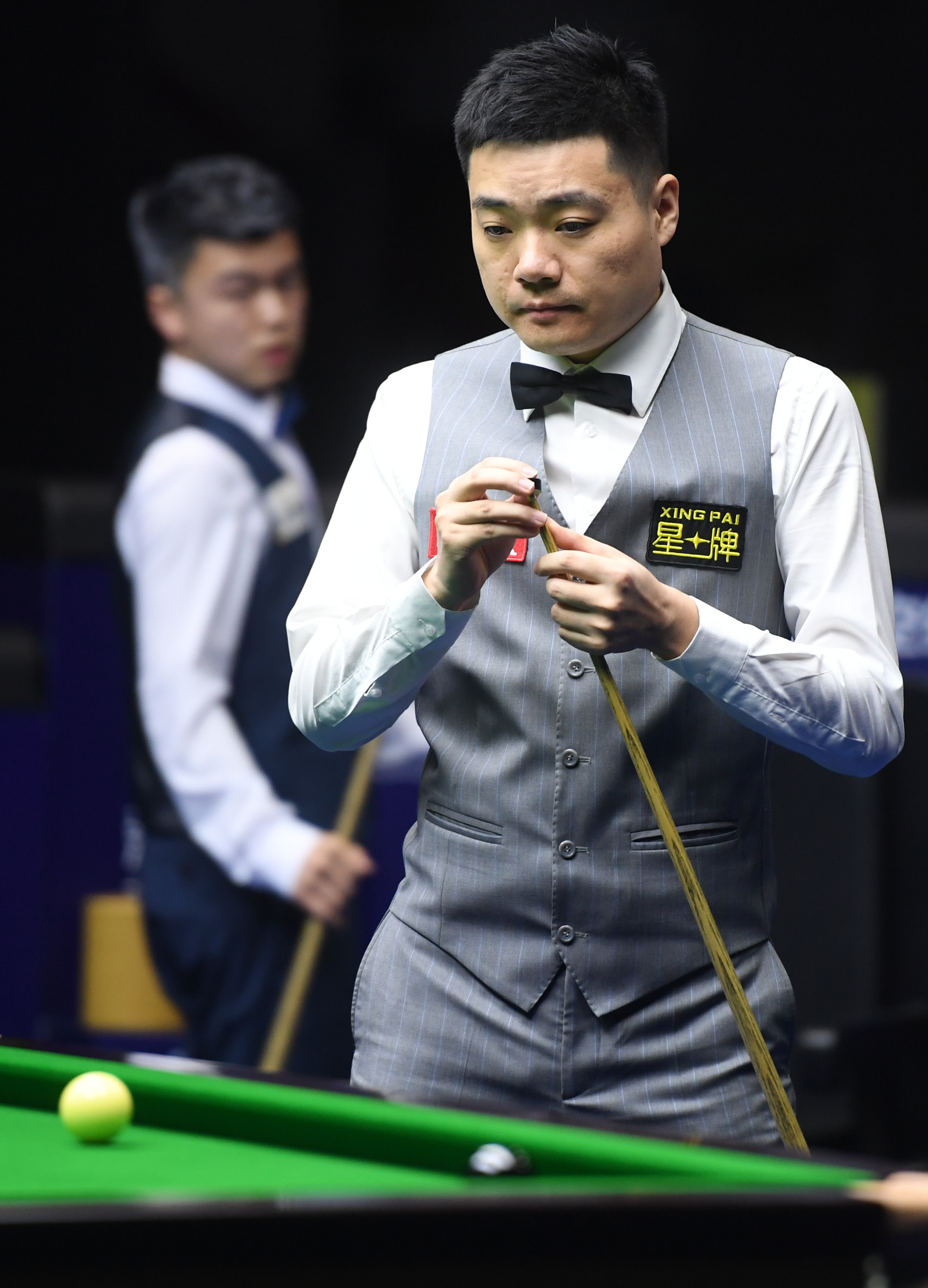 经验丰富的 经验丰富的